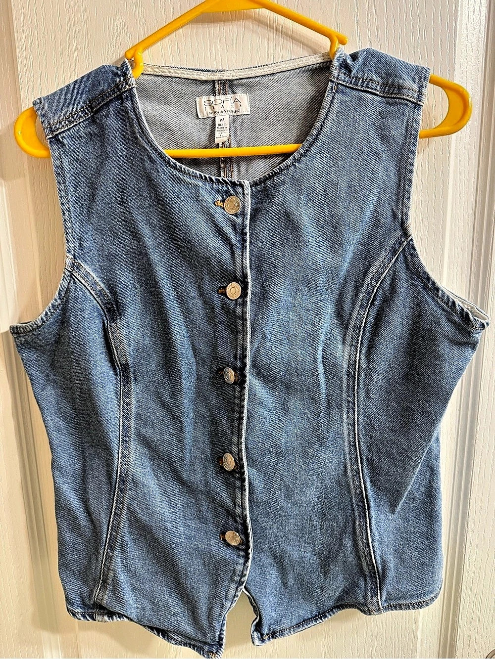 Sofia Women's Denim Button-Front Vest Size Medium Like New